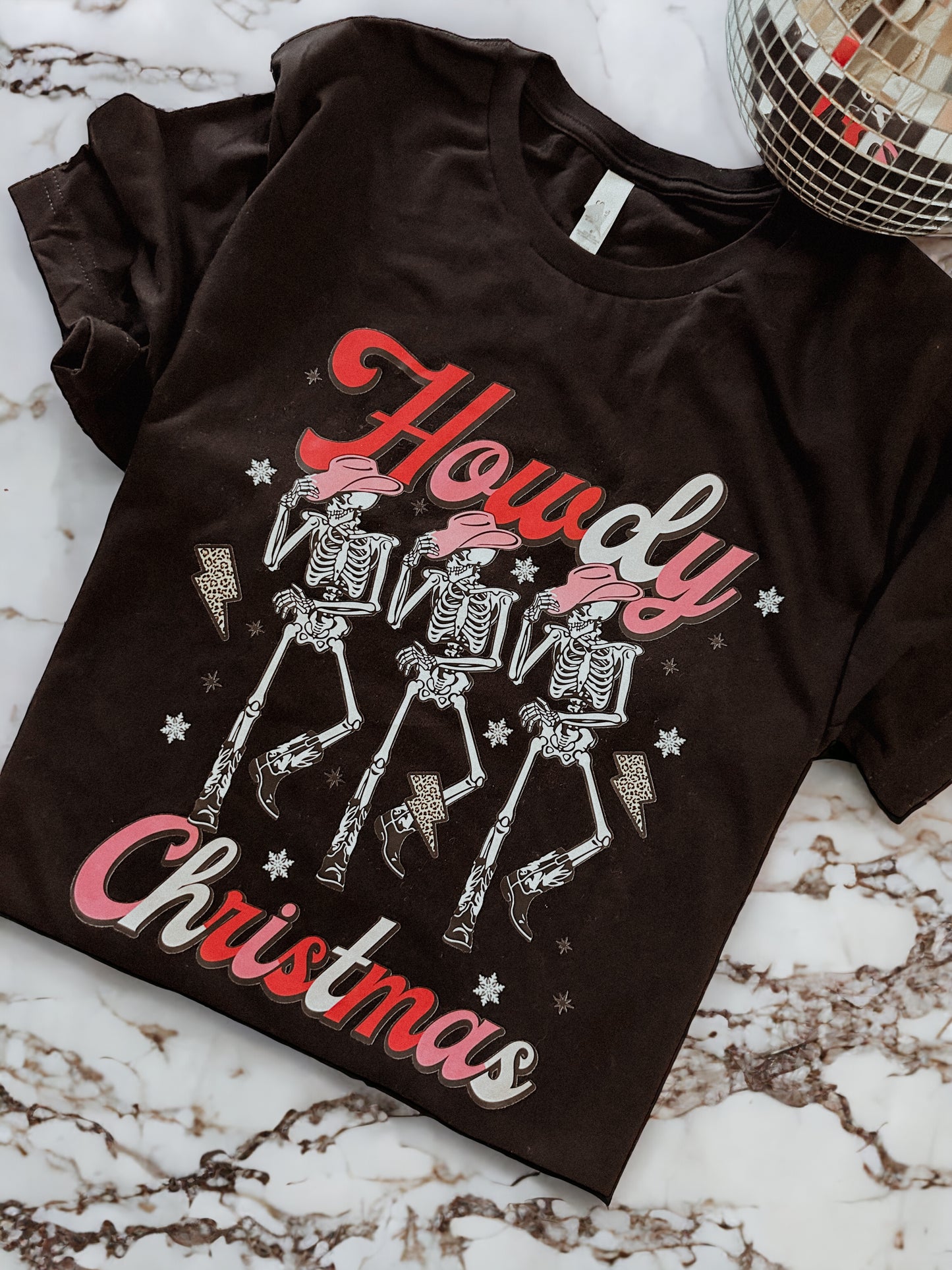 Howdy Christmas Skeleton  Tee