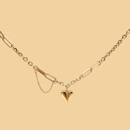 Swaying Heart Necklace